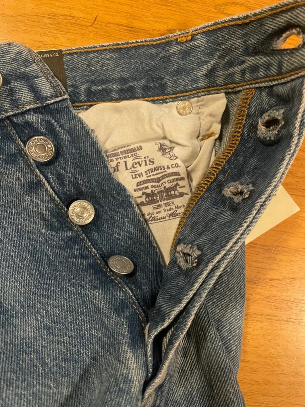 NWT Levi’s 501 women’s distressed high rise button fly straight leg jeans - Picture 10 of 11